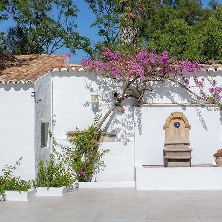 Amago Guesthouse Santa Bárbara de Nexe 외부 사진